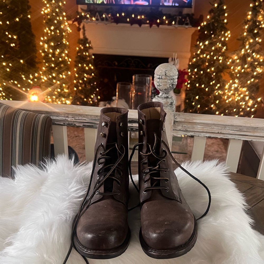 Men Frye Boots
